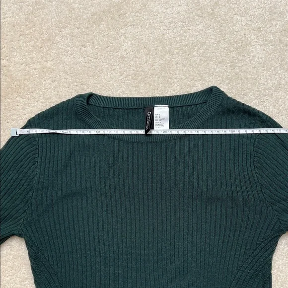Dark Green Ribbed Sweater - Picture 3 of 5